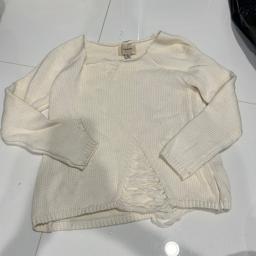 Gorgeous white sweater